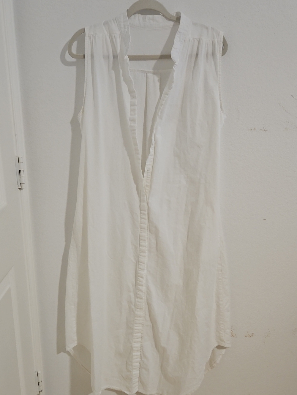 Sleeveless White Button-Front Tunic Dress